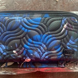 Lug Coupe Clutch Blue Floral No Strap Lug Life